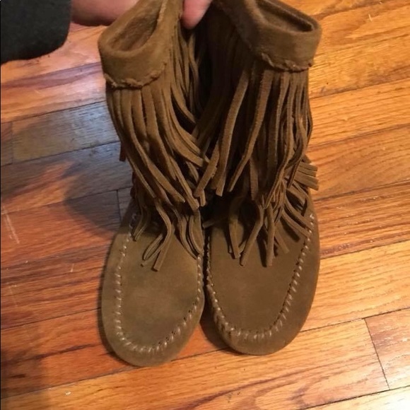 Minnetonkas - Picture 2 of 2